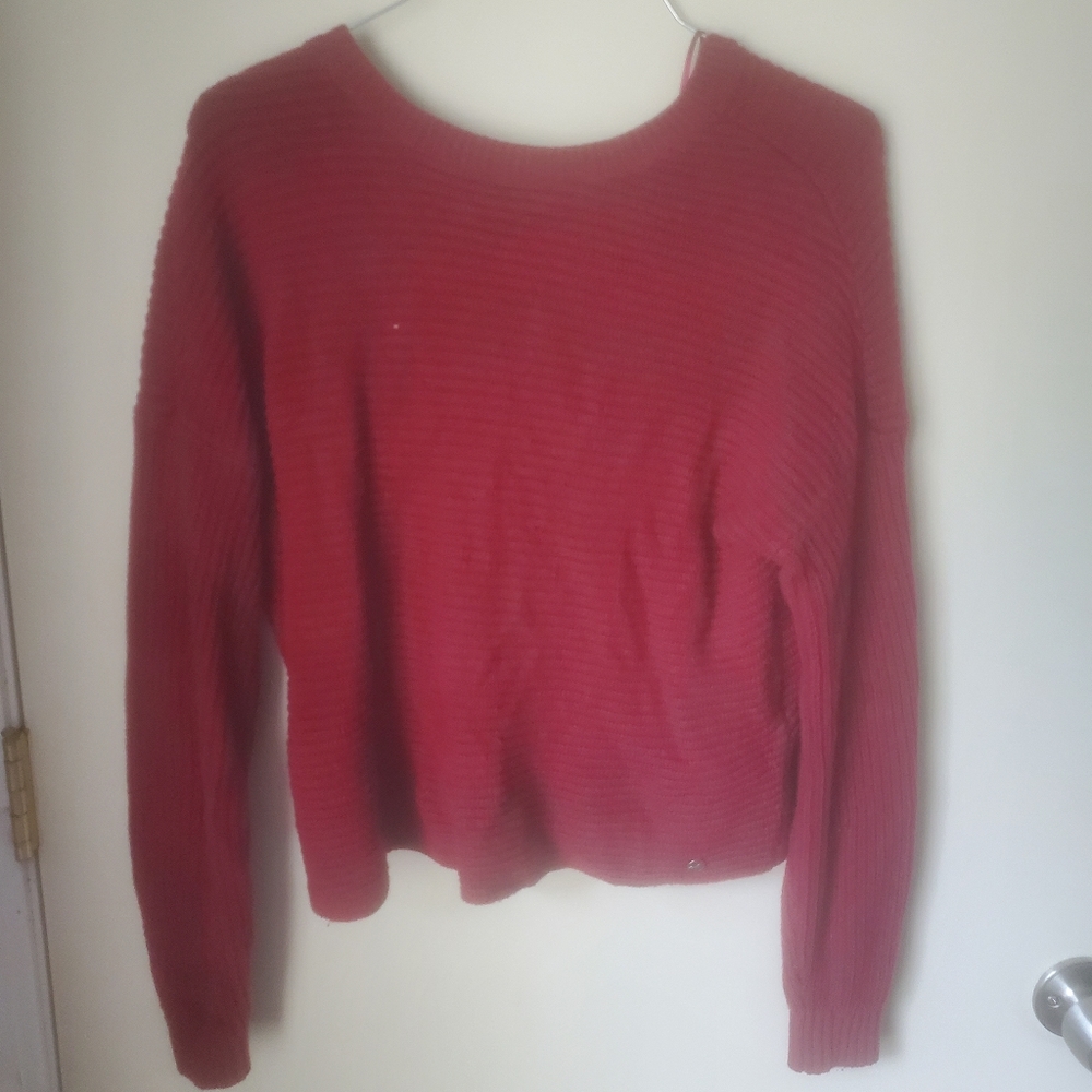 Hollister maroon twist back sweater